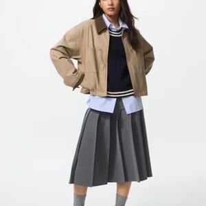 Uniqlo Wide Pleated Midi Skirt